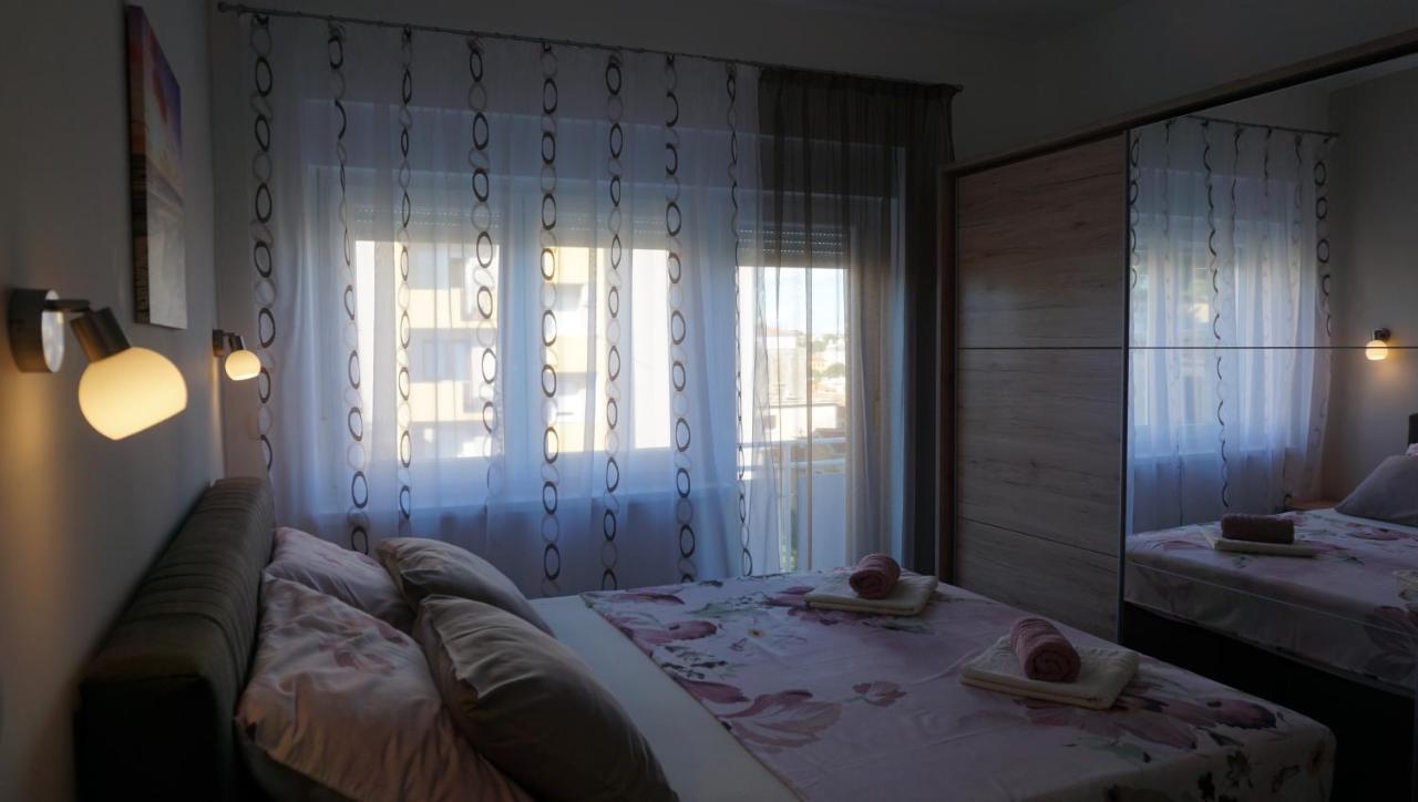 Apartman Luka Pula Exteriör bild